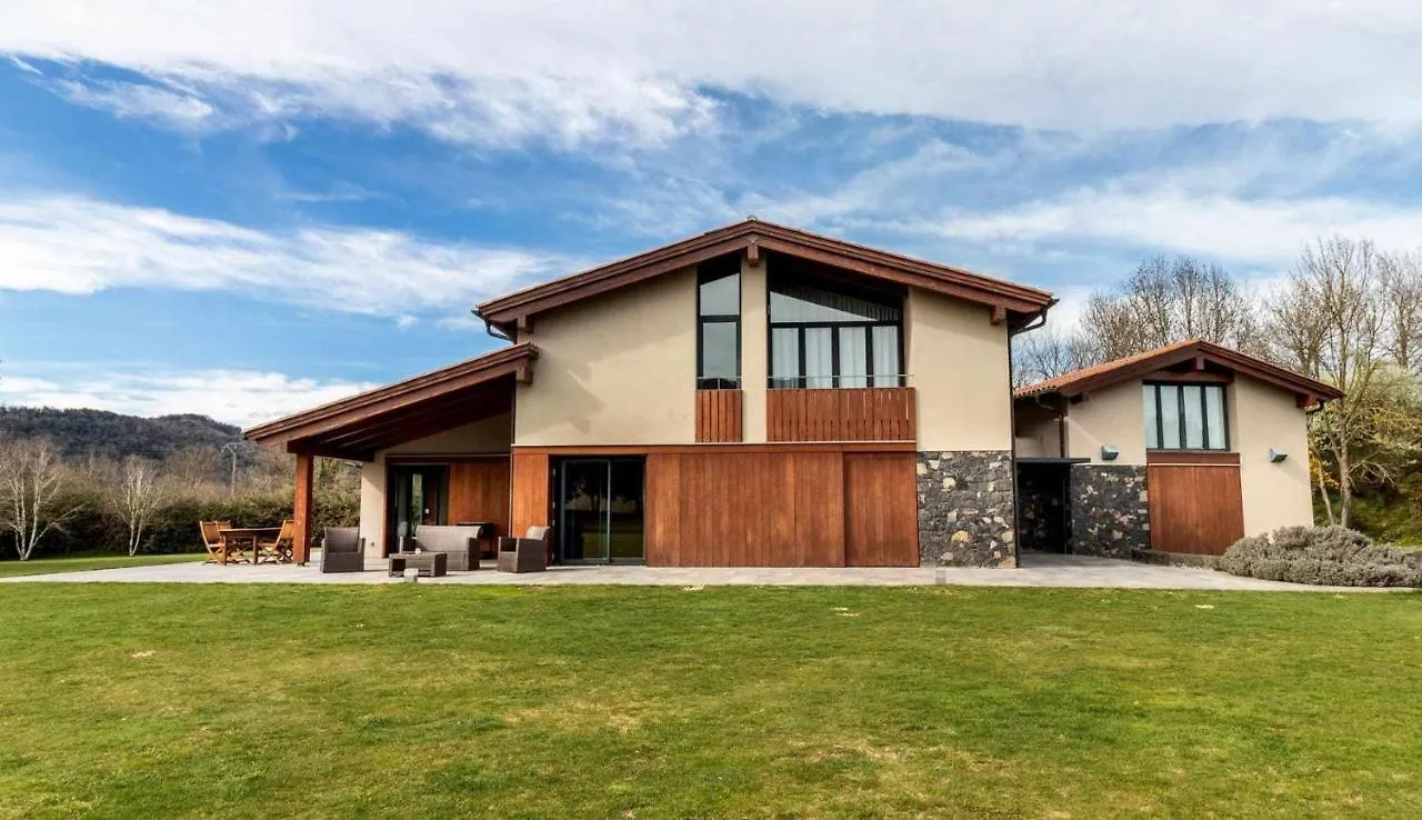 فيلا La Solfa Casa Aislada Con Piscina Y Jardin Les Preses فيلة