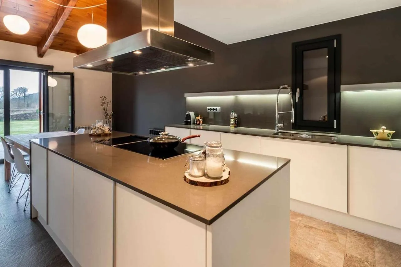 فيلا La Solfa Casa Aislada Con Piscina Y Jardin Les Preses 0*,  إسبانيا